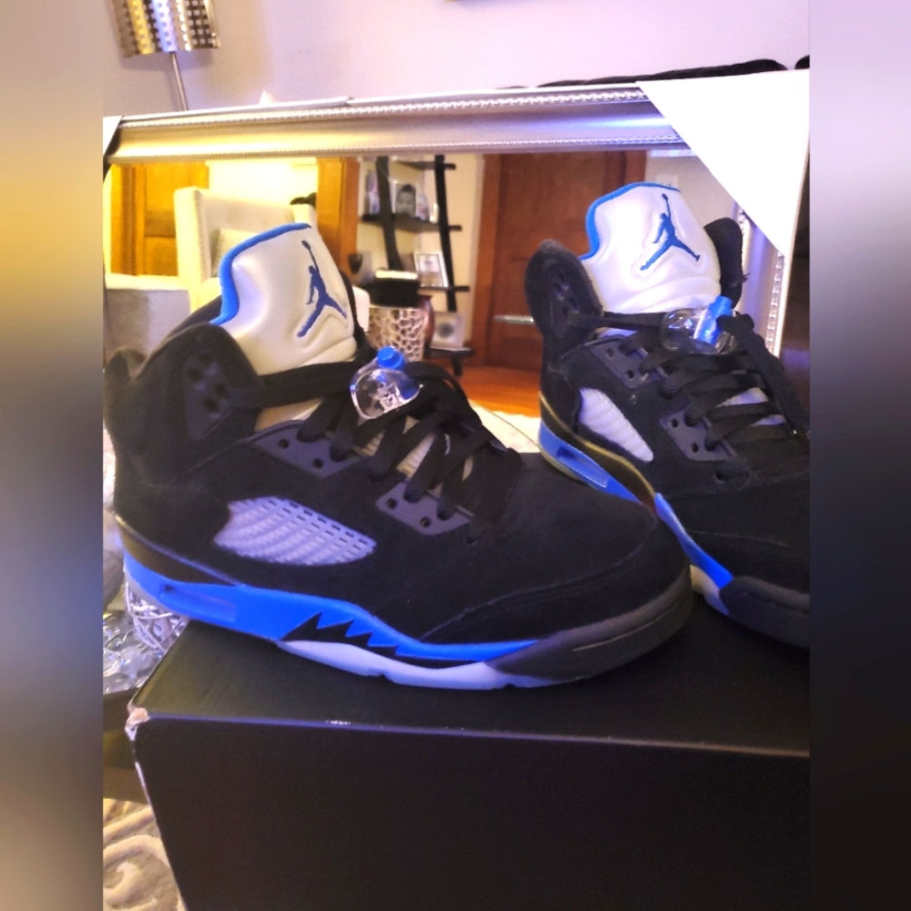Jordan 5 retro racer blue size 8.5